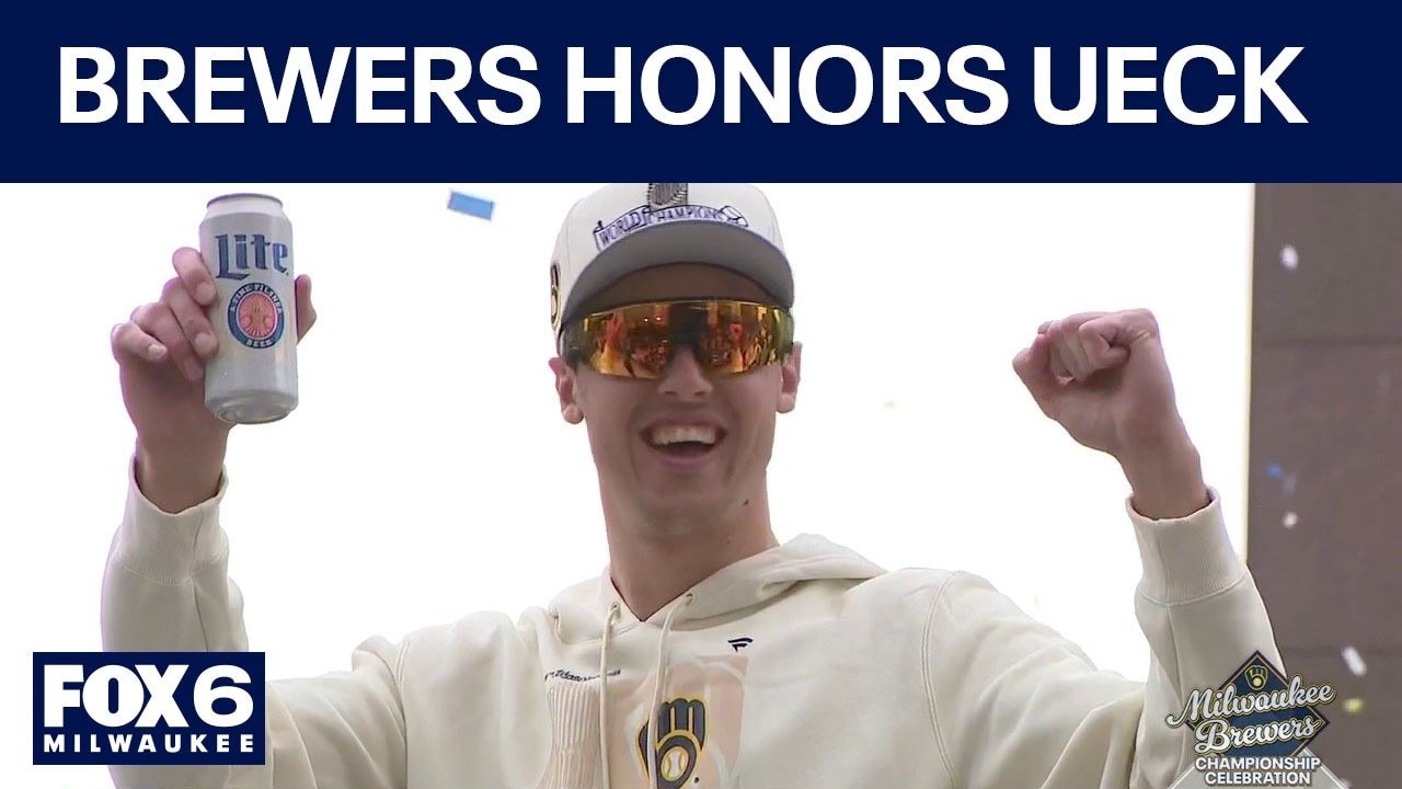 Brewers Championship Parade: Team stops at Uecker mural — Oconomowoc Arts news
